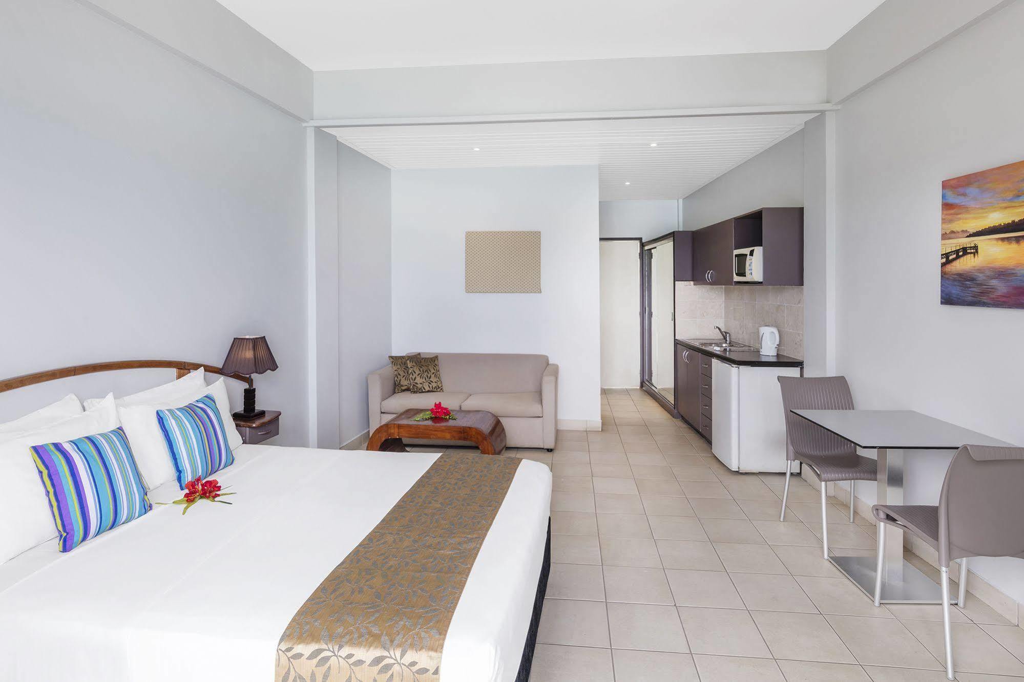 Chantillys On The Bay Port Vila Exterior foto
